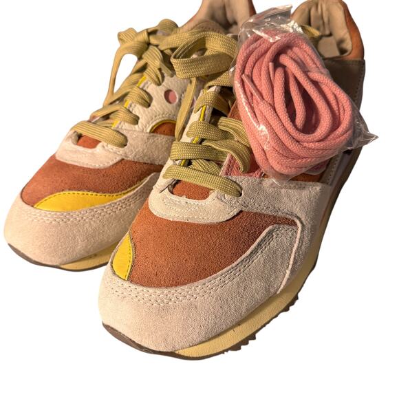 NEW Saucony x Feature Courageous Bacon & Eggs Sneakers 11.5 Tennis Shoes NIB - Picture 8 of 10